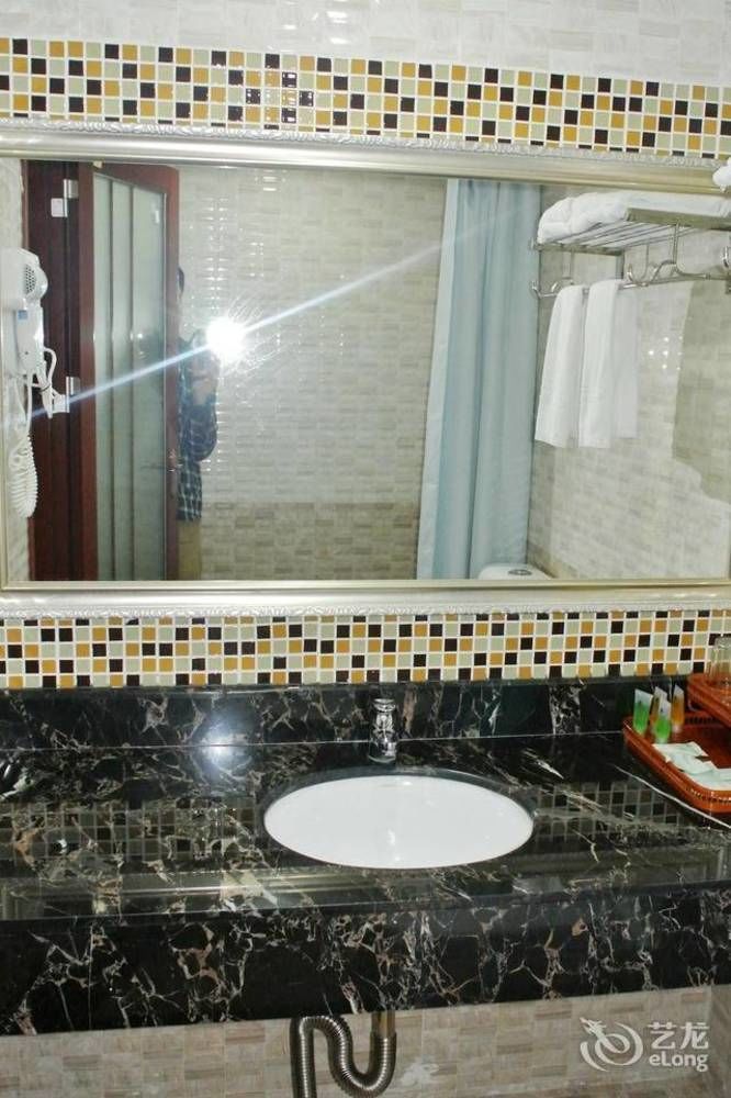 Shenzhen Haitian Hotel Экстерьер фото