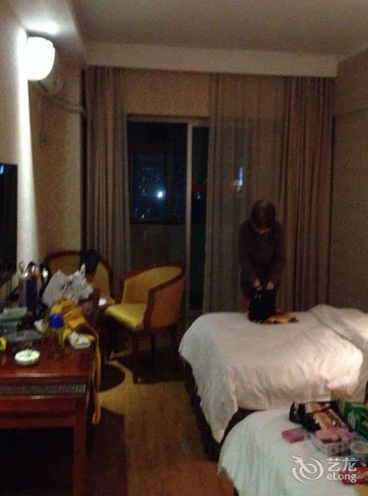 Shenzhen Haitian Hotel Экстерьер фото